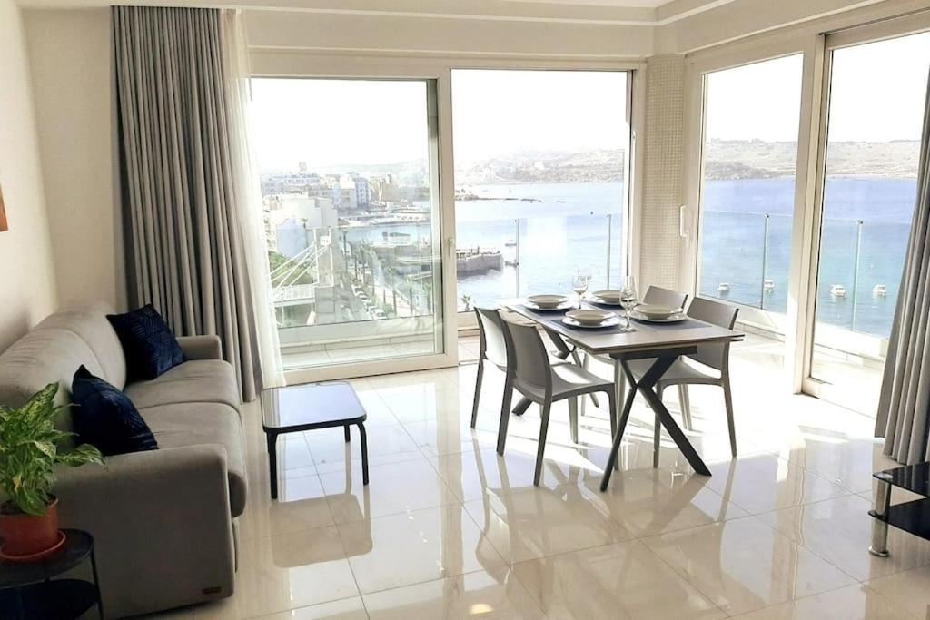 New Seafront Apartment - Spectacular Views St. Paul's Bay Buitenkant foto